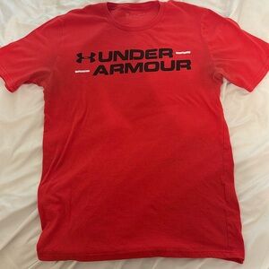 Men’s small under Armour short sleeve